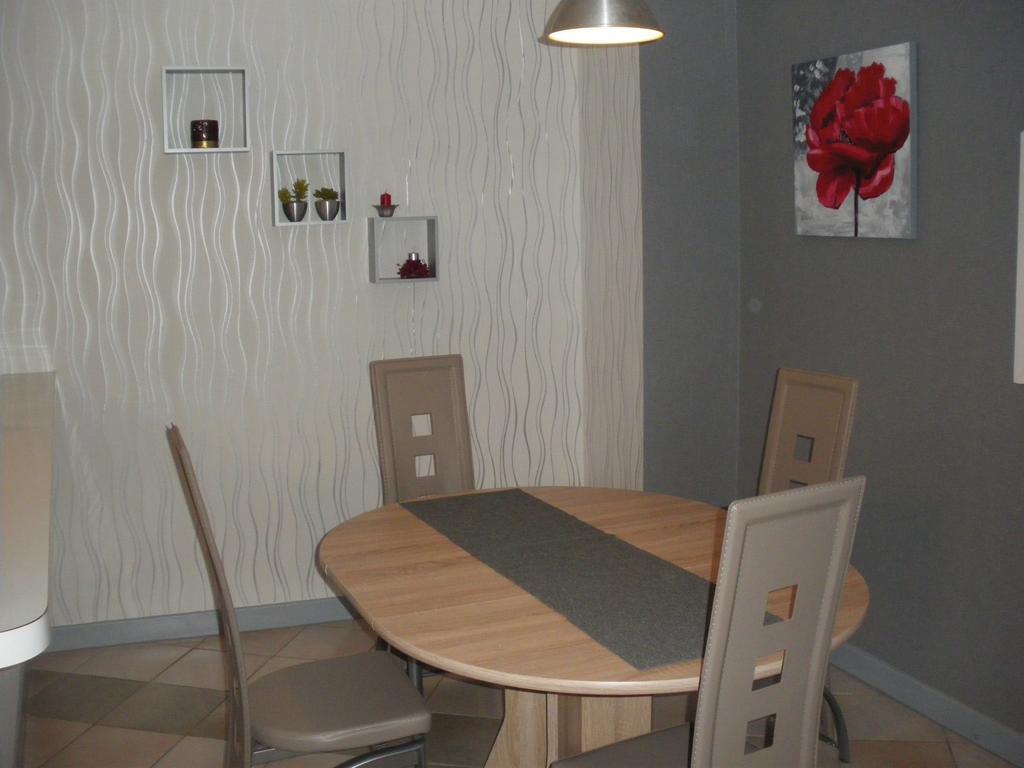 Au Pied De La Roche Appartement Buitenkant foto