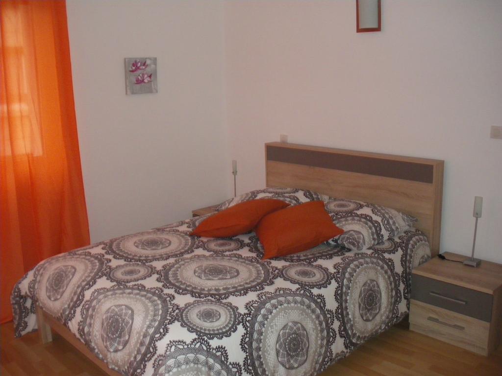 Au Pied De La Roche Appartement Buitenkant foto