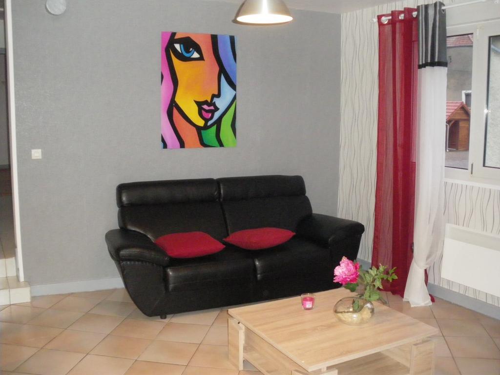 Au Pied De La Roche Appartement Buitenkant foto