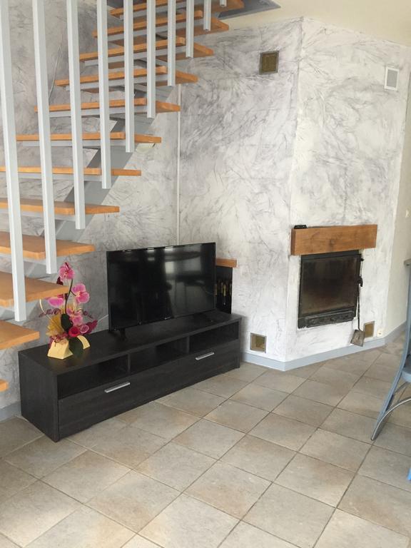 Au Pied De La Roche Appartement Buitenkant foto