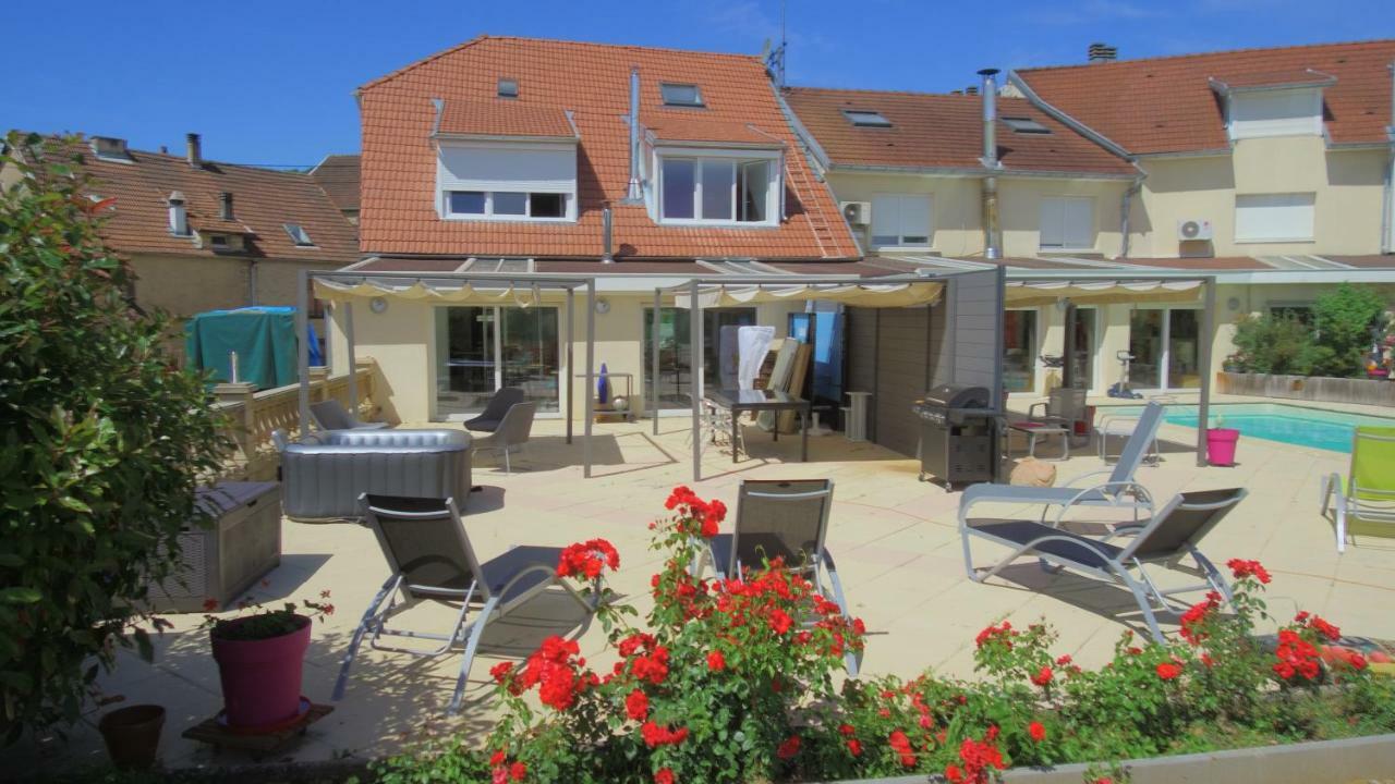Au Pied De La Roche Appartement Buitenkant foto