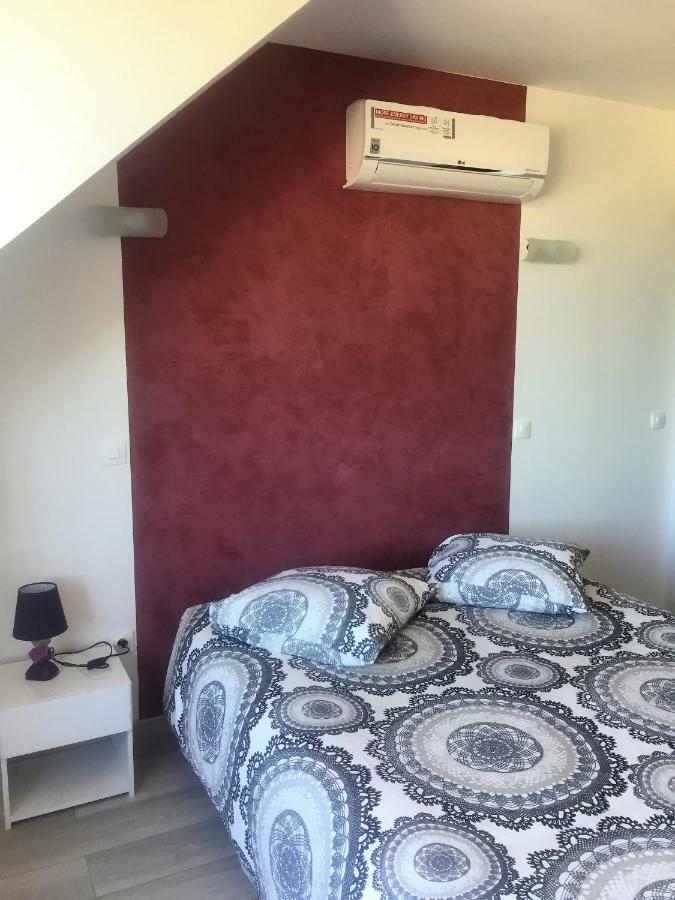 Au Pied De La Roche Appartement Buitenkant foto