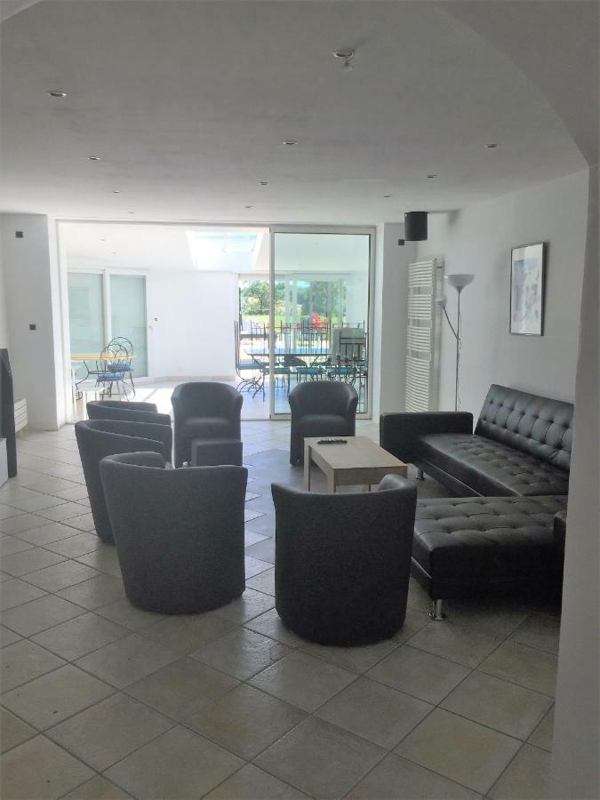 Au Pied De La Roche Appartement Buitenkant foto